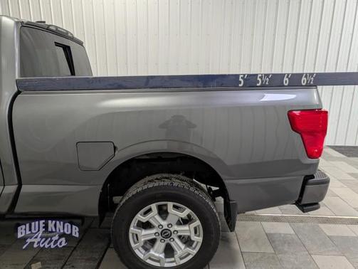 2024 Nissan Titan XD SV