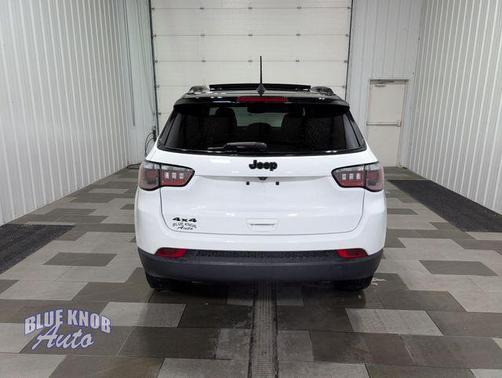 Bright White Clearcoat 2023 Jeep Compass Latitude