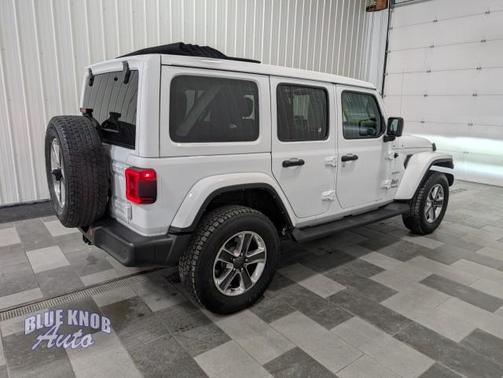 2022 Jeep Wrangler Unlimited Sahara
