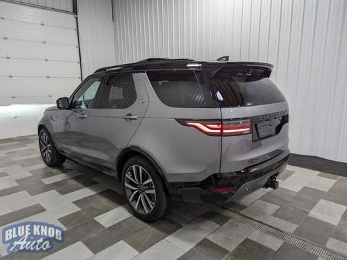 2023 Land Rover Discovery P360 S R-Dynamic