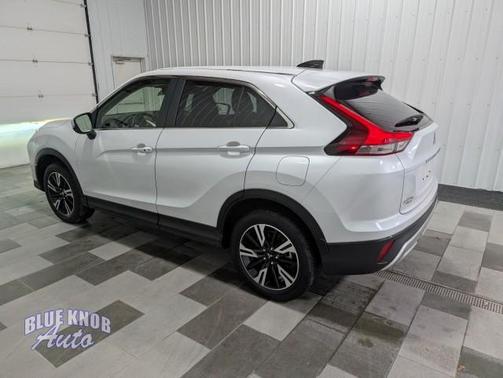 White Diamond 2025 Mitsubishi Eclipse Cross SE