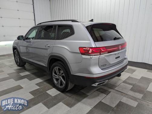 2024 Volkswagen Atlas 2.0T SE w/Technology 4MOTION