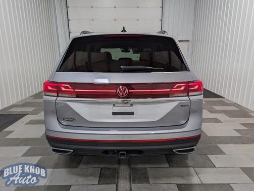 2024 Volkswagen Atlas 2.0T SE w/Technology 4MOTION