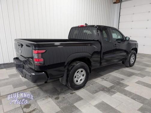 2025 Nissan Frontier S