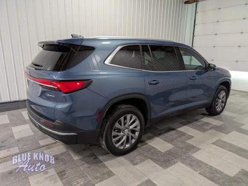 2025 Buick Enclave Preferred FWD