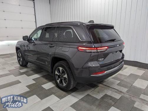 2023 Jeep Grand Cherokee 4xe Base