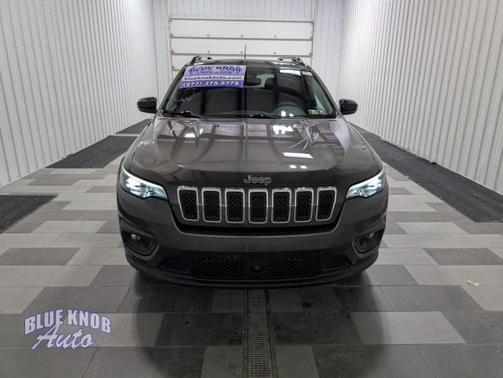 Granite Crystal Metallic Clearcoat 2022 Jeep Cherokee Latitude Lux