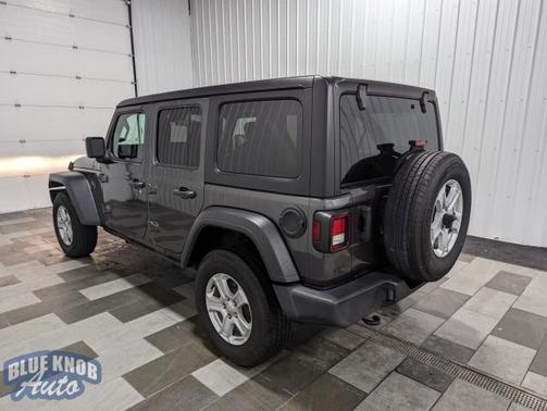 2022 Jeep Wrangler Unlimited Sport