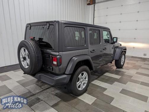 2022 Jeep Wrangler Unlimited Sport
