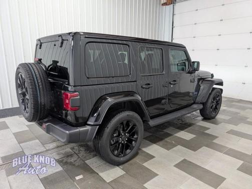 Black Clearcoat 2025 Jeep Wrangler 4xe Sahara