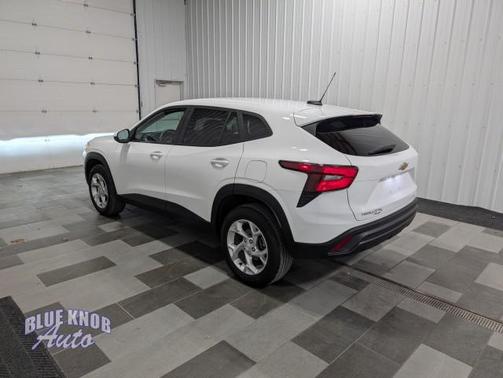 2024 Chevrolet Trax LS