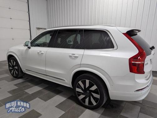 2024 Volvo XC90 Recharge Plug-In Hybrid T8 Plus Bright Theme 7-Seater
