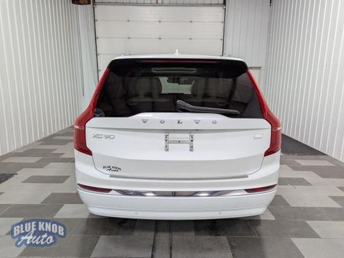 2024 Volvo XC90 Recharge Plug-In Hybrid T8 Plus Bright Theme 7-Seater