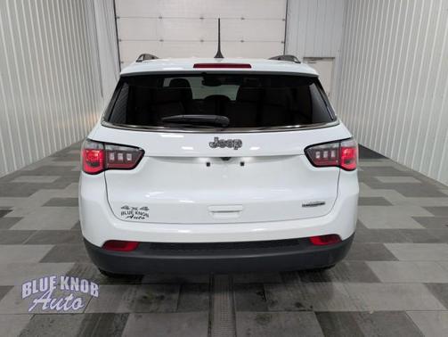 2023 Jeep Compass Latitude Lux
