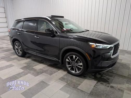 2022 INFINITI QX60 Luxe