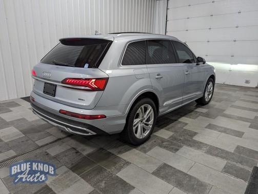 2023 Audi Q7 55 Premium Plus