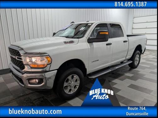 Bright White Clearcoat 2024 RAM 2500 Big Horn Crew Cab 4x4 6'4' Box