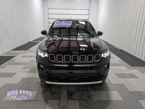 Diamond Black Crystal Pearlcoat 2024 Jeep Compass Limited
