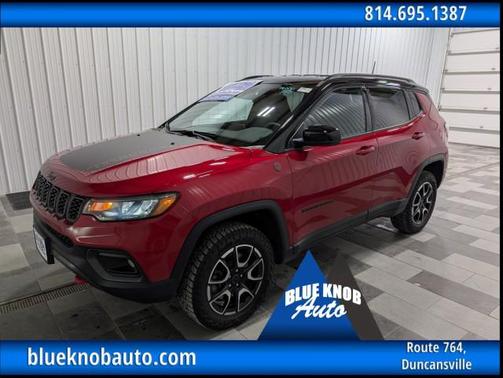 2025 Jeep Compass Trailhawk