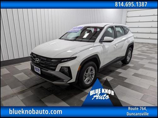2025 Hyundai TUCSON SE