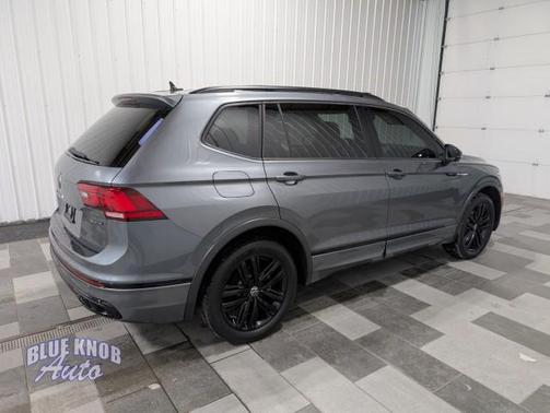 2022 Volkswagen Tiguan 2.0T SE R-Line Black 4MOTION