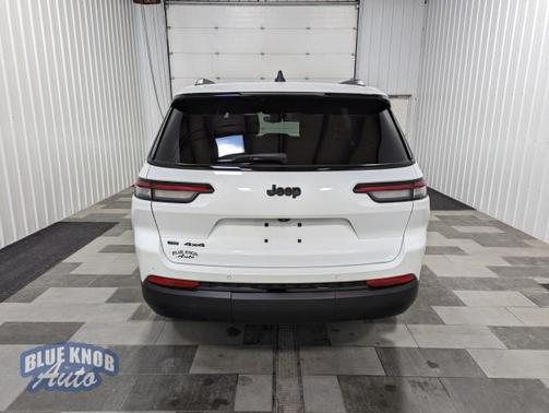 2022 Jeep Grand Cherokee L Altitude