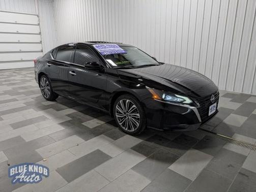 2023 Nissan Altima 2.5 SL