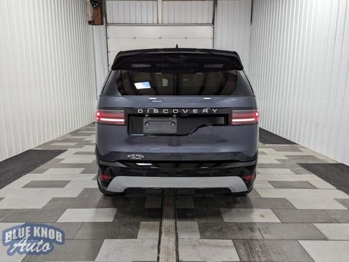 2024 Land Rover Discovery P360 Metropolitan Edition