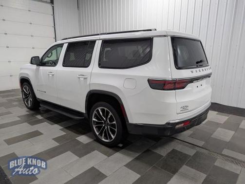 2022 Jeep Wagoneer Series II 4x4