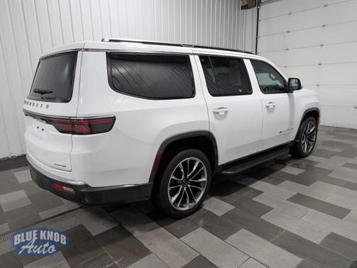 2022 Jeep Wagoneer Series II 4x4