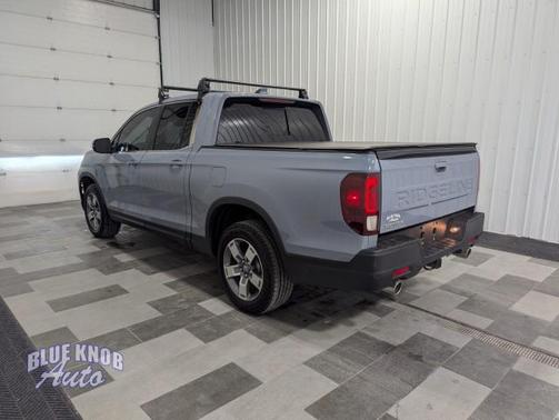 Sonic Gray Pearl 2025 Honda Ridgeline RTL