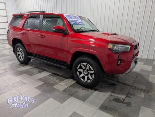 2024 Toyota 4Runner TRD Off Road