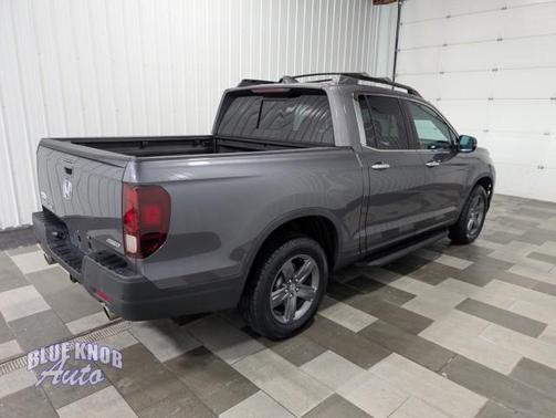 Modern Steel Metallic 2023 Honda Ridgeline RTL-E