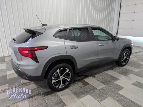 2025 Chevrolet Trax FWD 1RS