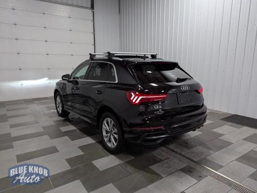 2022 Audi Q3 45 S line Premium