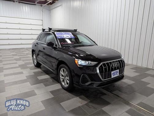 2022 Audi Q3 45 S line Premium