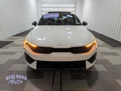 Snow White Pearl 2025 Kia K5 GT-Line