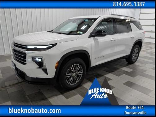 2025 Chevrolet Traverse LT