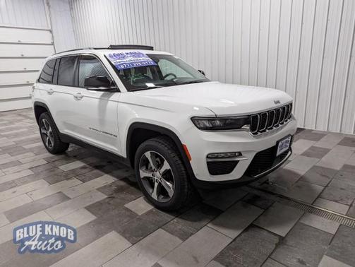 2022 Jeep Grand Cherokee 4xe Base