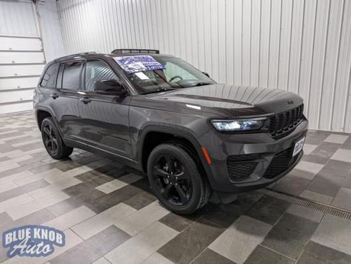 2023 Jeep Grand Cherokee Altitude