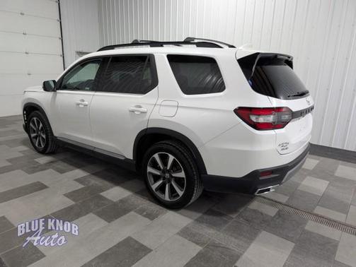 2023 Honda Pilot AWD Elite