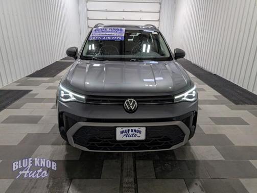 Platinum Gray Metallic 2025 Volkswagen Taos 1.5T S