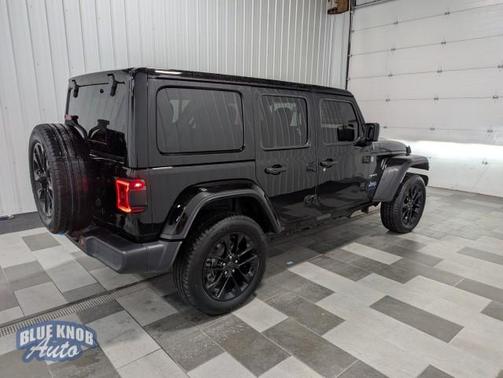 2024 Jeep Wrangler 4xe Sahara
