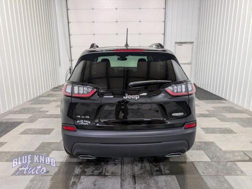 2022 Jeep Cherokee Latitude Lux