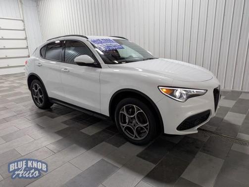 2022 Alfa Romeo Stelvio Sprint