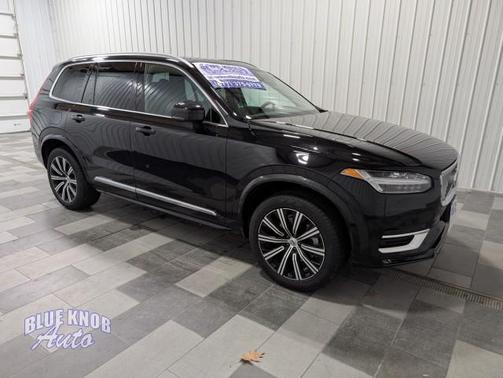 2025 Volvo XC90 B5 Core