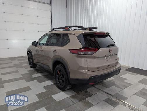 2025 Nissan Rogue Rock Creek