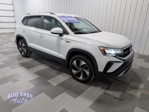 2024 Volkswagen Taos 1.5T SE