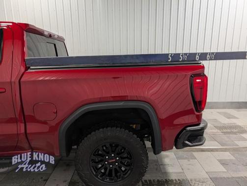 2023 GMC Sierra 1500 AT4X