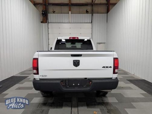 2022 RAM 1500 Classic Warlock Quad Cab 4x4 6'4' Box